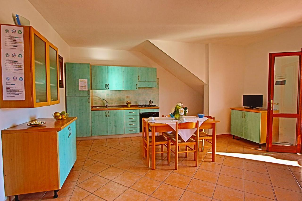 Residence Stella Marina San Teodoro  Exterior foto